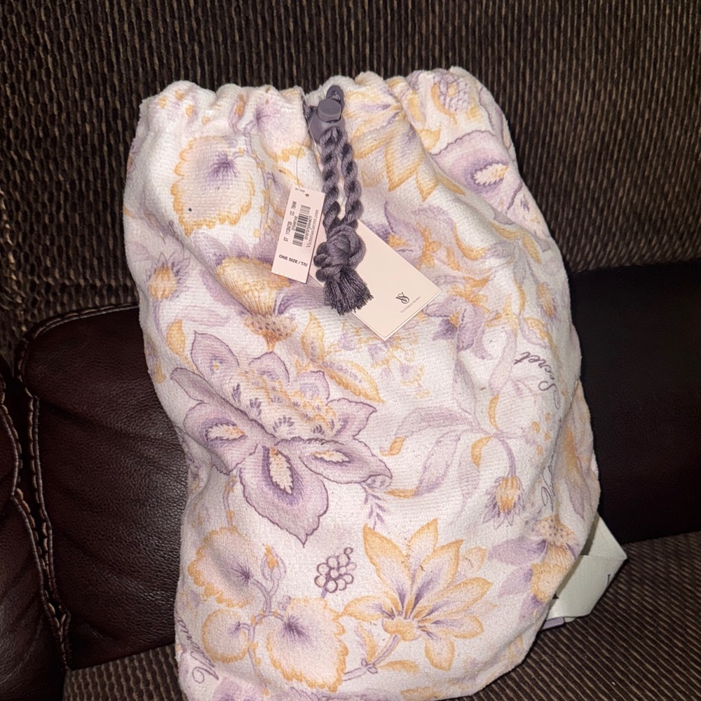 Victoria's Secret Packable Beach Towel Backpack Mother’s Day gift exclusive